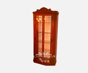 Trinchador vitrina con luz interior y tallas