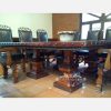 Mesa de comedor cuadrada con patas de cebolla