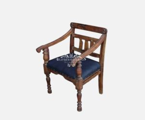 Silla estilo hindú con coderas